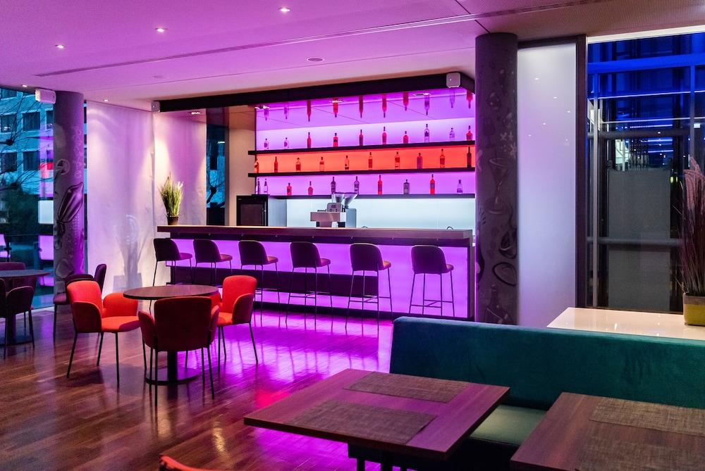 Doubletree By Hilton Frankfurt Niederrad Hotel Frankfurt am Main Ngoại thất bức ảnh