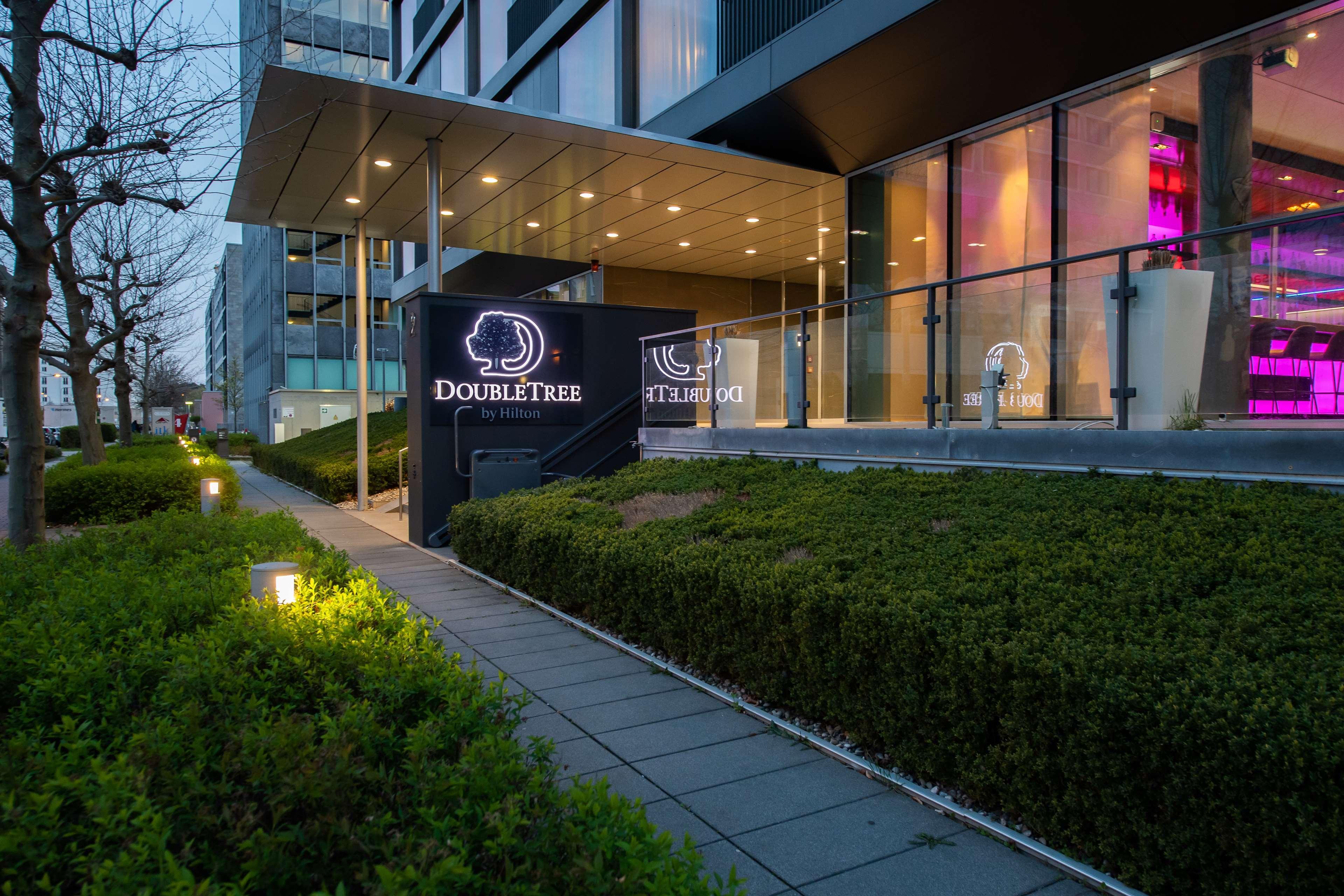 Doubletree By Hilton Frankfurt Niederrad Hotel Frankfurt am Main Ngoại thất bức ảnh