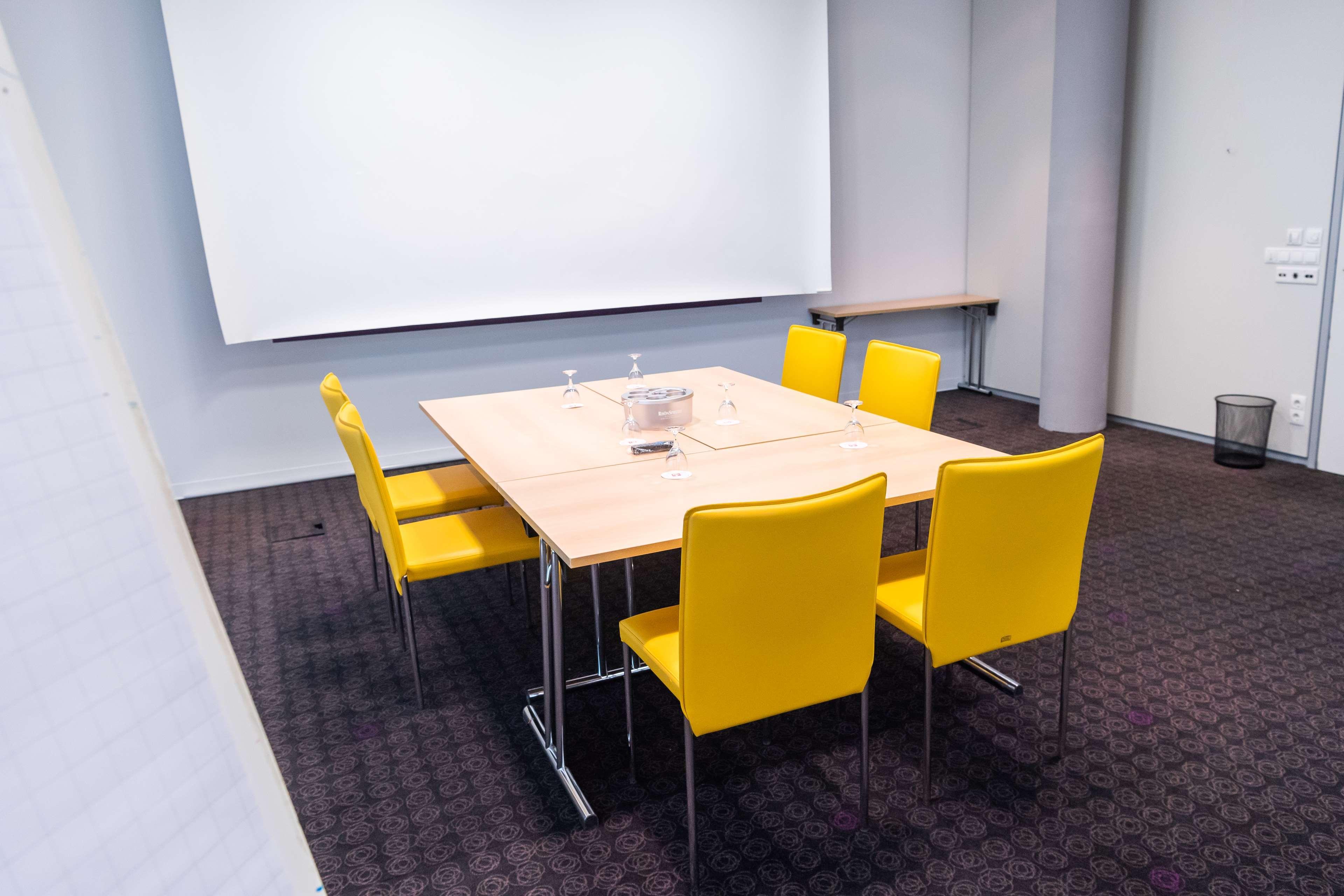 Doubletree By Hilton Frankfurt Niederrad Hotel Frankfurt am Main Ngoại thất bức ảnh