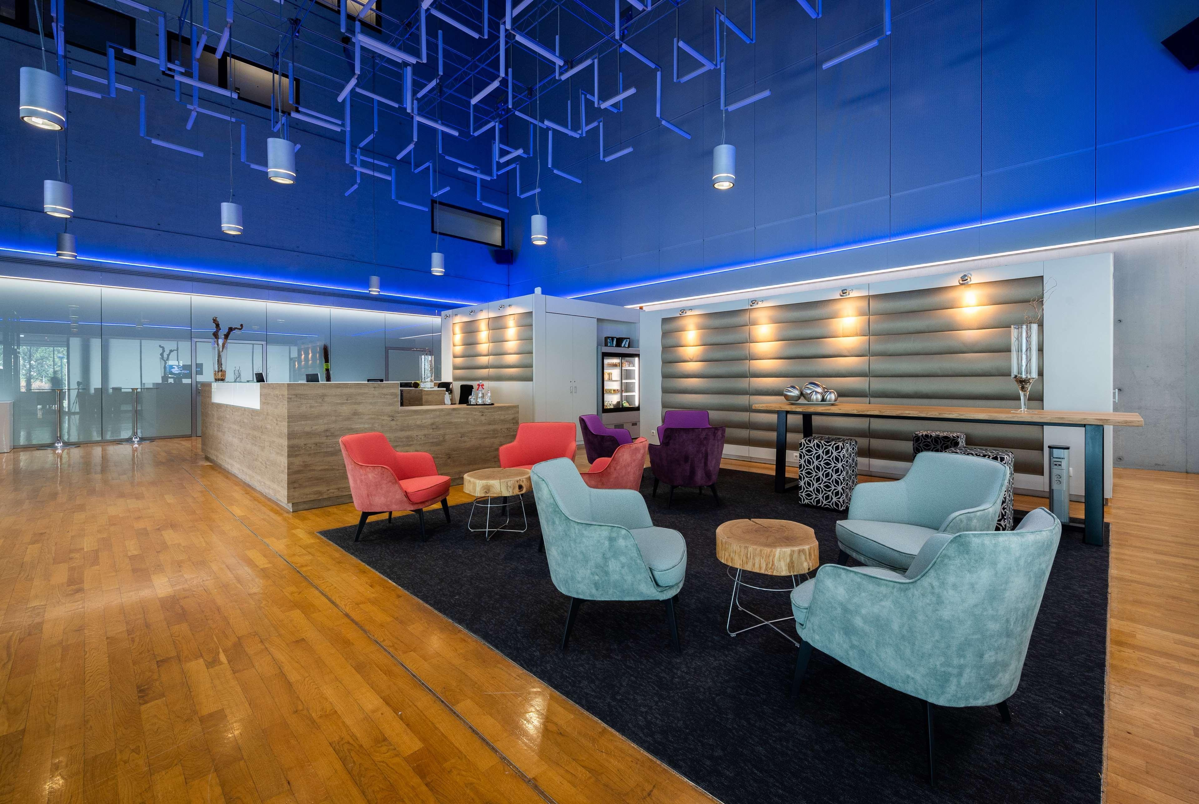 Doubletree By Hilton Frankfurt Niederrad Hotel Frankfurt am Main Ngoại thất bức ảnh