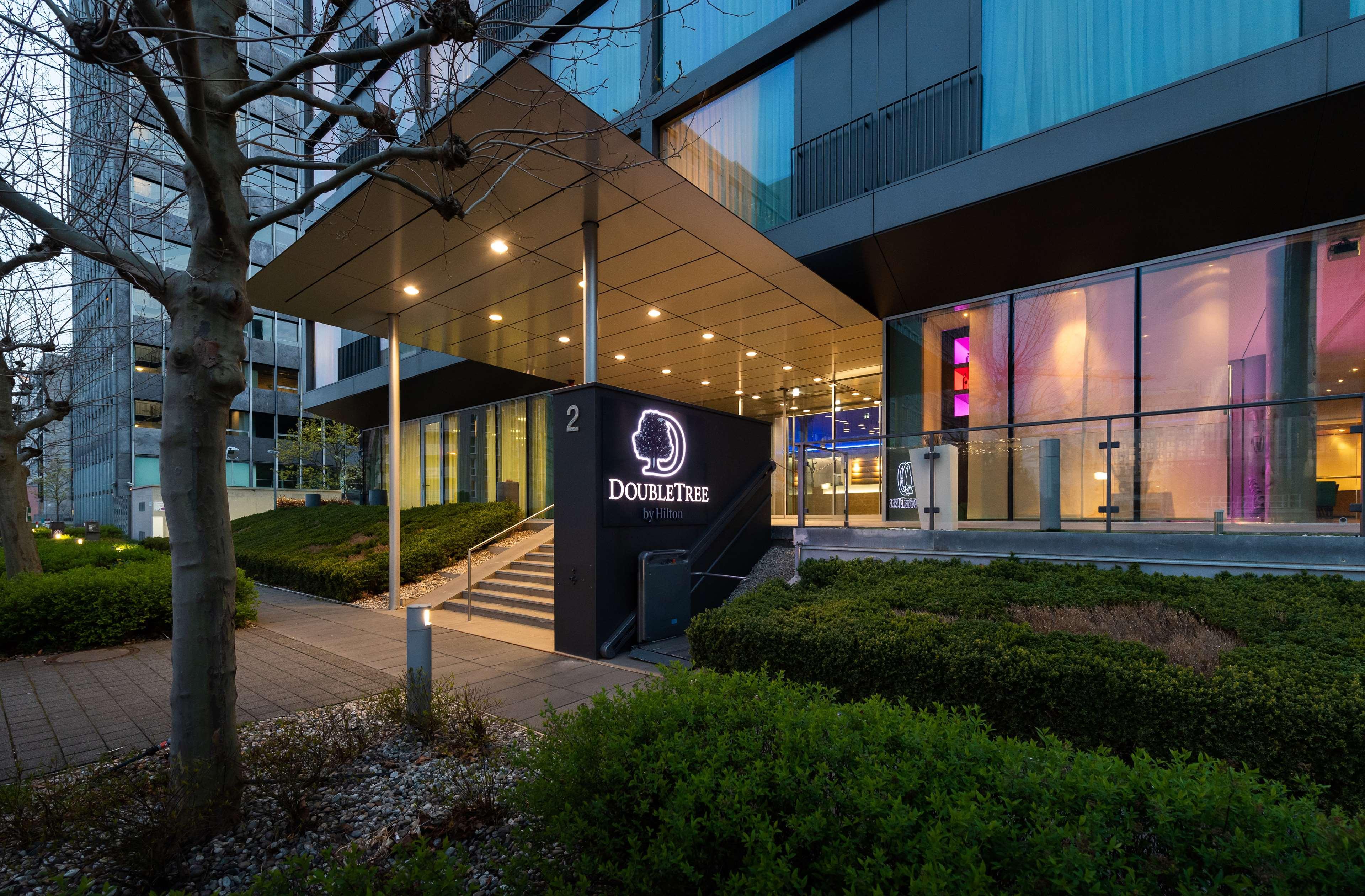 Doubletree By Hilton Frankfurt Niederrad Hotel Frankfurt am Main Ngoại thất bức ảnh