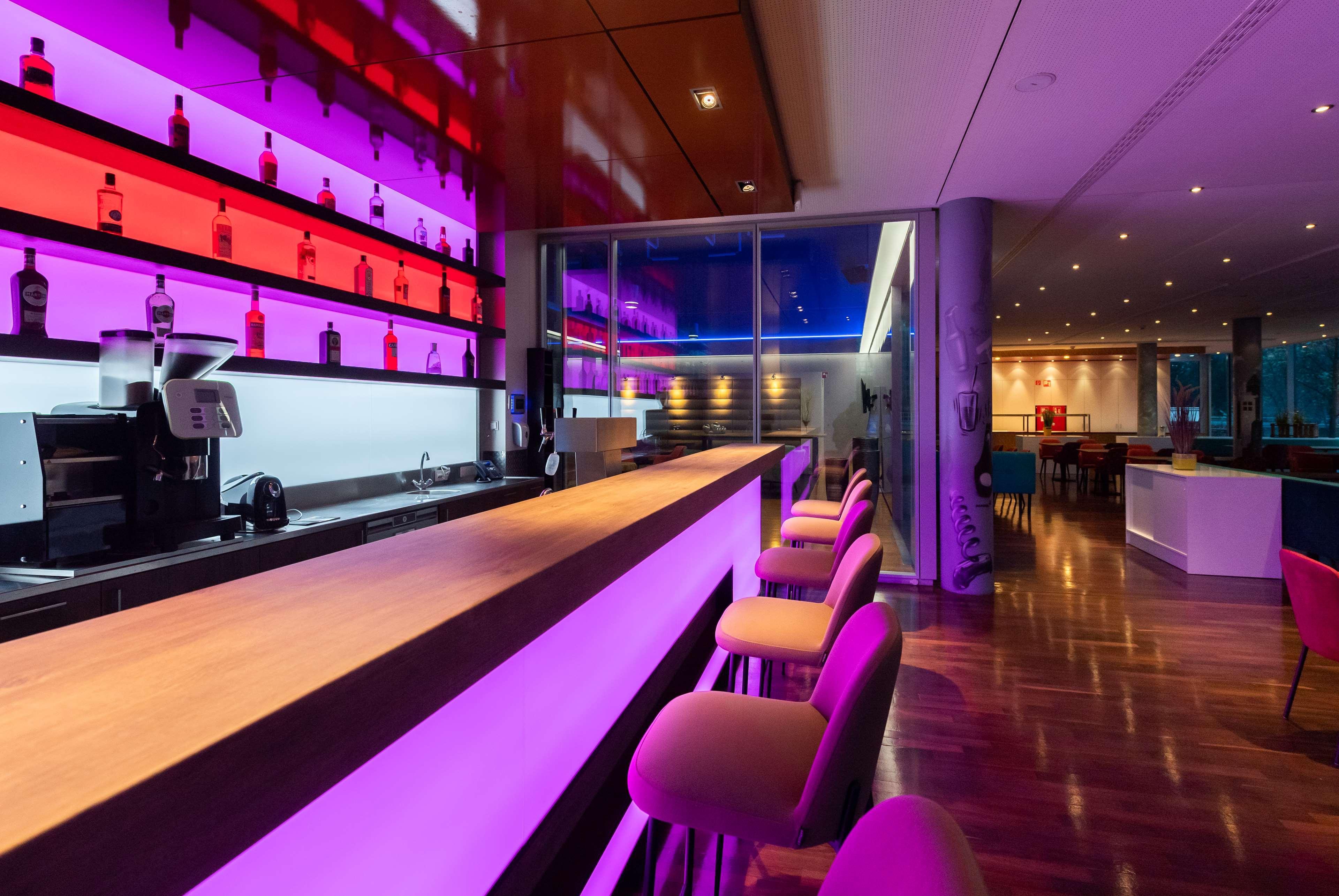 Doubletree By Hilton Frankfurt Niederrad Hotel Frankfurt am Main Ngoại thất bức ảnh