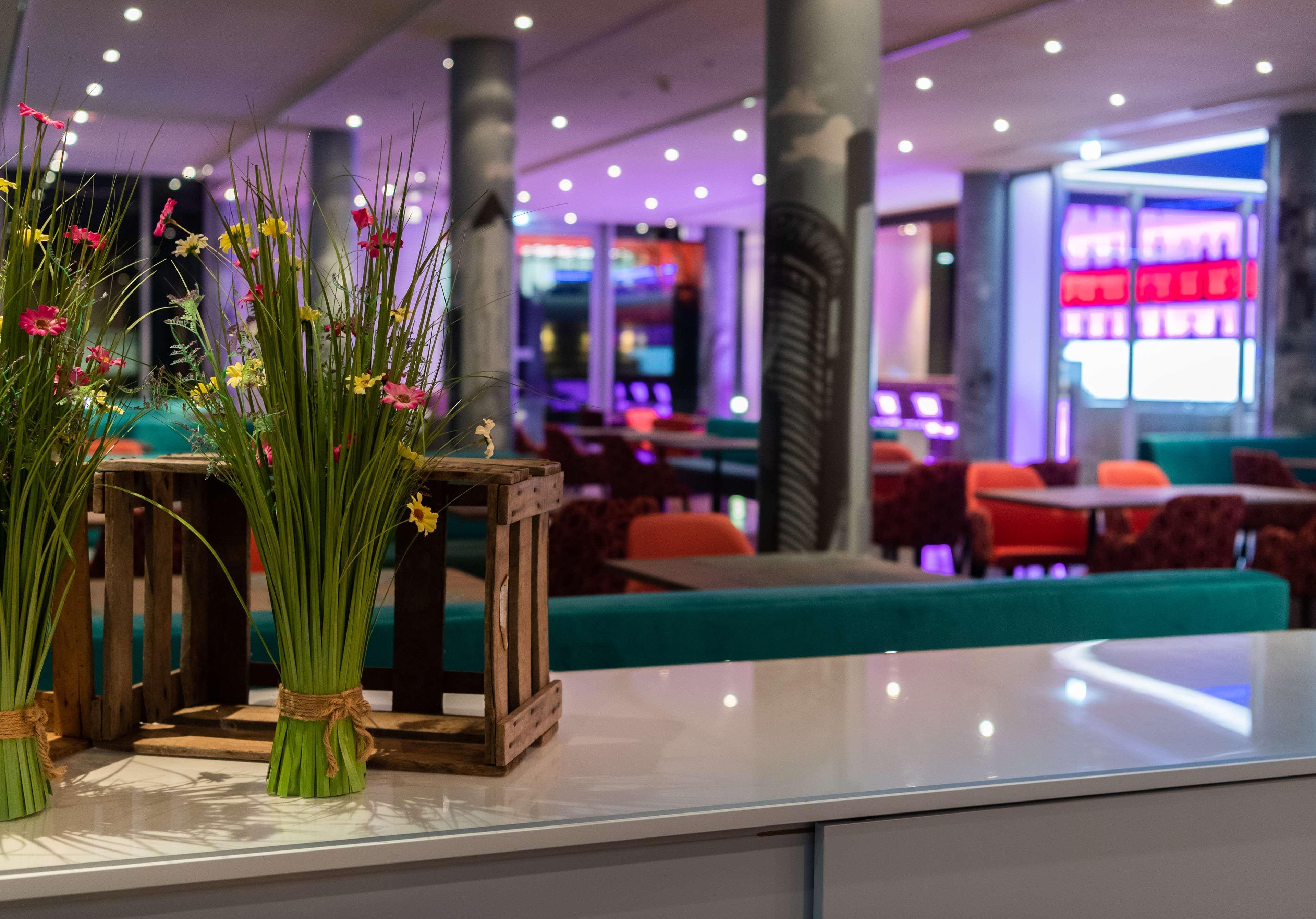 Doubletree By Hilton Frankfurt Niederrad Hotel Frankfurt am Main Ngoại thất bức ảnh