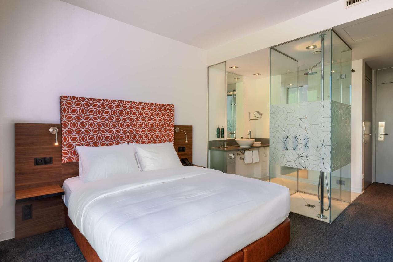 Doubletree By Hilton Frankfurt Niederrad Hotel Frankfurt am Main Ngoại thất bức ảnh