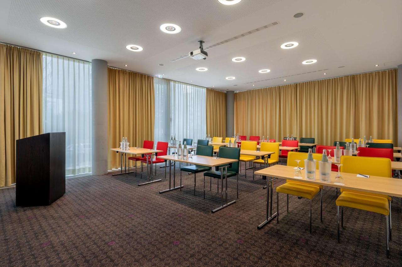 Doubletree By Hilton Frankfurt Niederrad Hotel Frankfurt am Main Ngoại thất bức ảnh