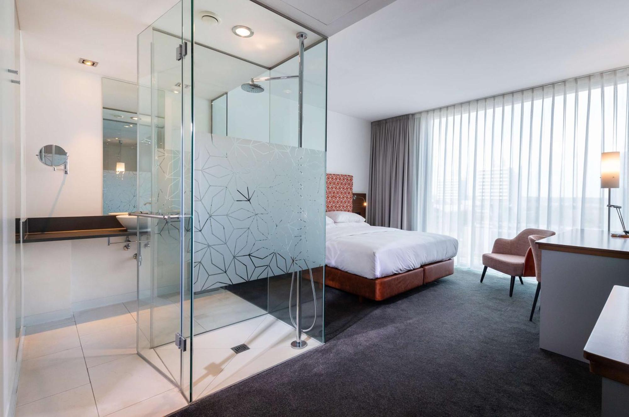 Doubletree By Hilton Frankfurt Niederrad Hotel Frankfurt am Main Ngoại thất bức ảnh