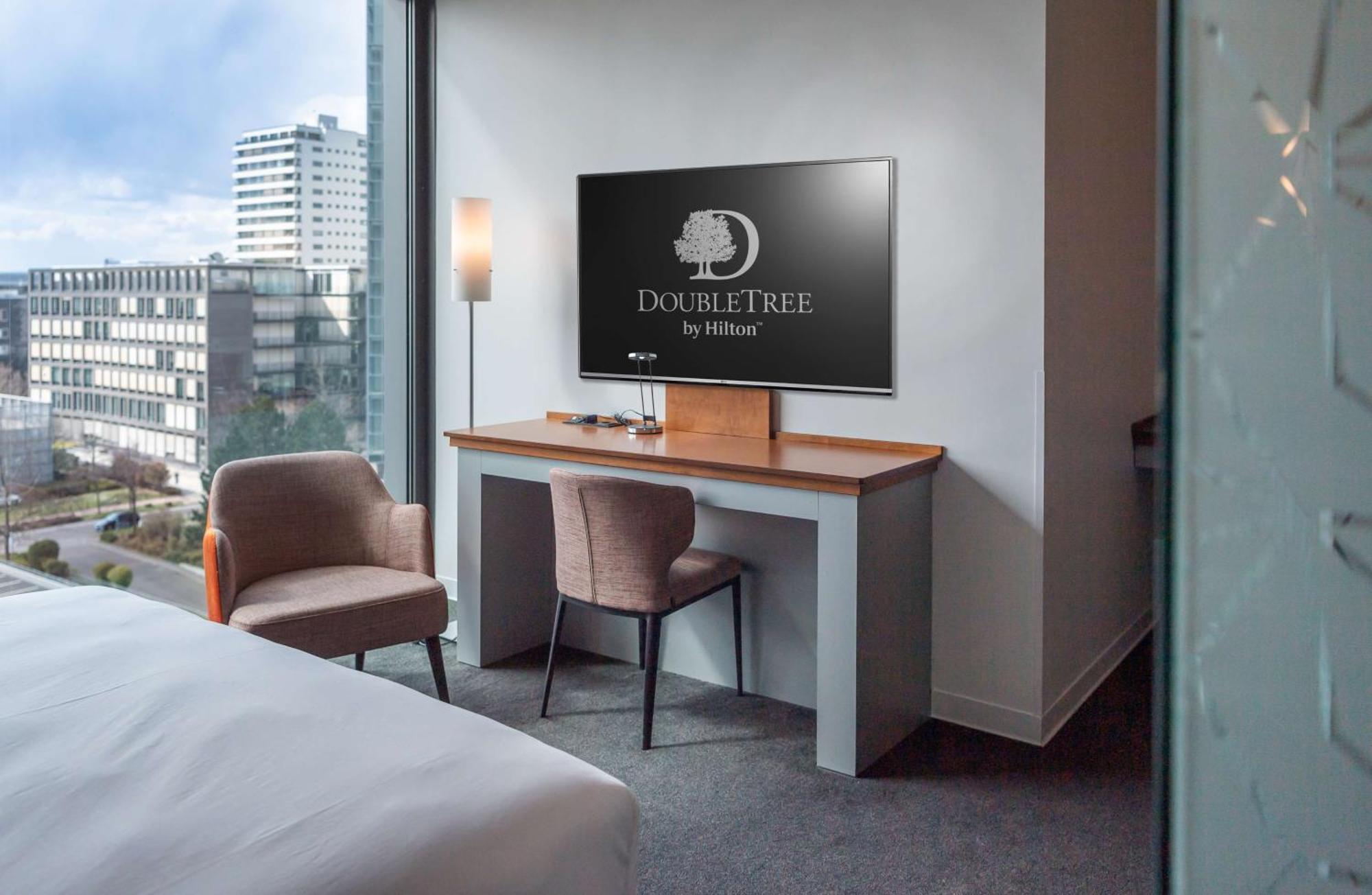 Doubletree By Hilton Frankfurt Niederrad Hotel Frankfurt am Main Ngoại thất bức ảnh