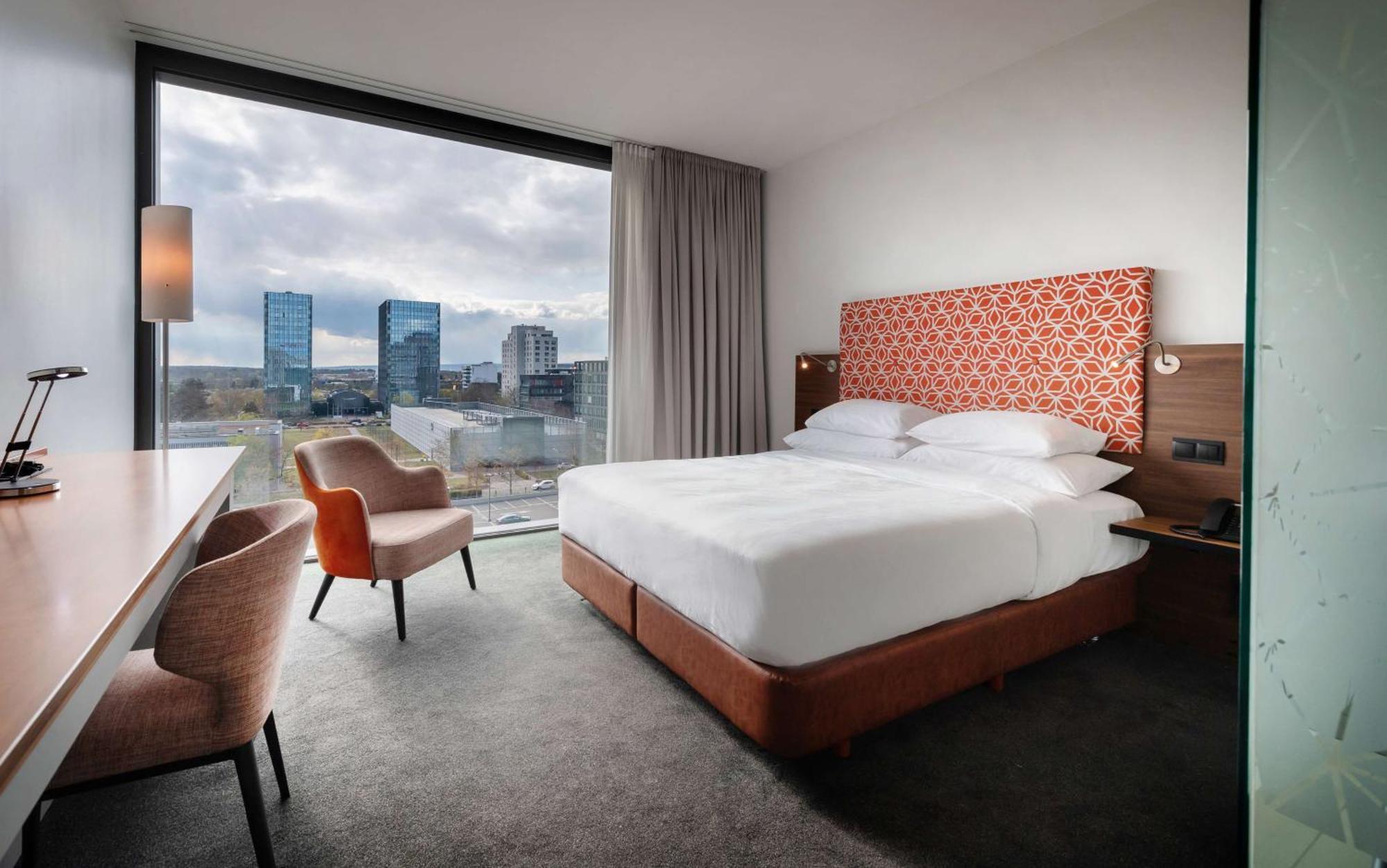 Doubletree By Hilton Frankfurt Niederrad Hotel Frankfurt am Main Ngoại thất bức ảnh
